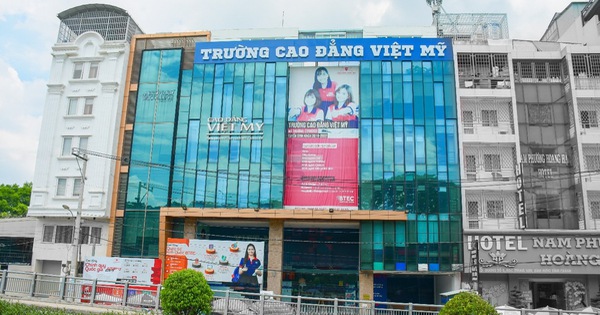 Trường Cao đẳng Việt Mỹ